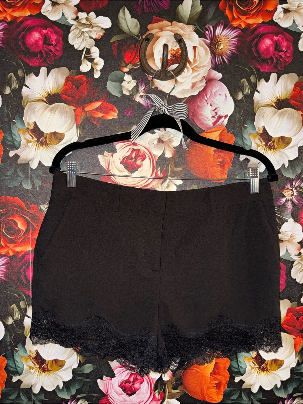 Victoria's Secret Black High-Waist Lace Trim Shorts, Size 6
